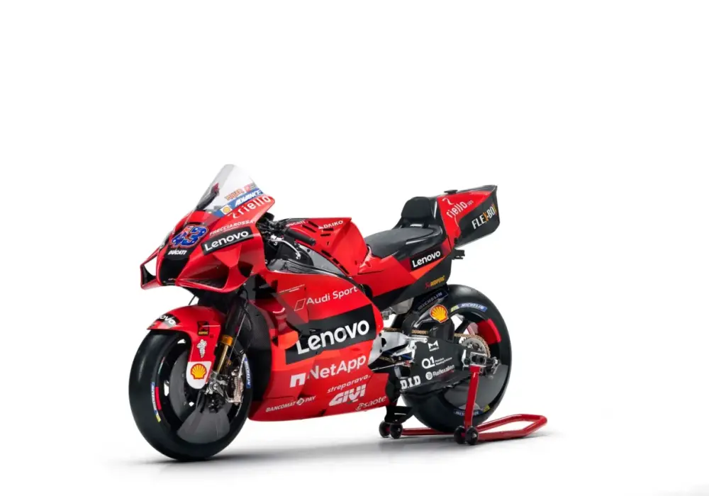 Ducati Desmosedici RR - Ikona MotoGP na ulicy. Warto?