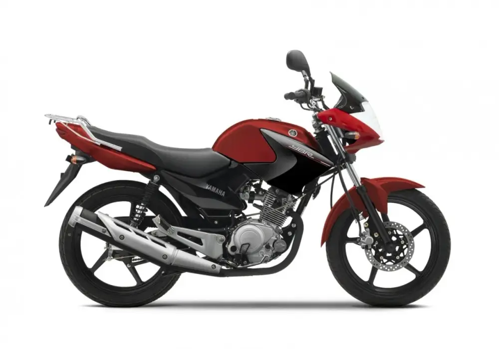 Yamaha YBR 125 - dane techniczne i co naprawdę czuć w jeździe