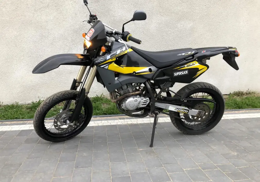Husqvarna 125 4T - pełna specyfikacja i porównanie z innymi modelami