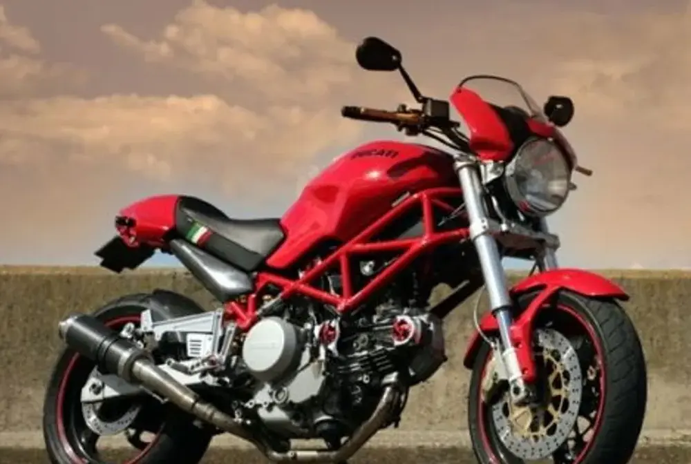 Ducati Monster 600 - Czy warto kupić? Analiza i porady!