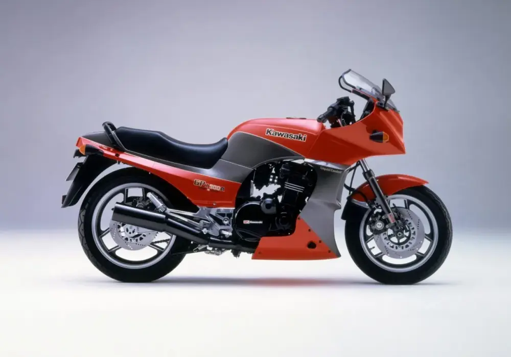 Kawasaki GPz900R - Czy legenda ma sens dziś?