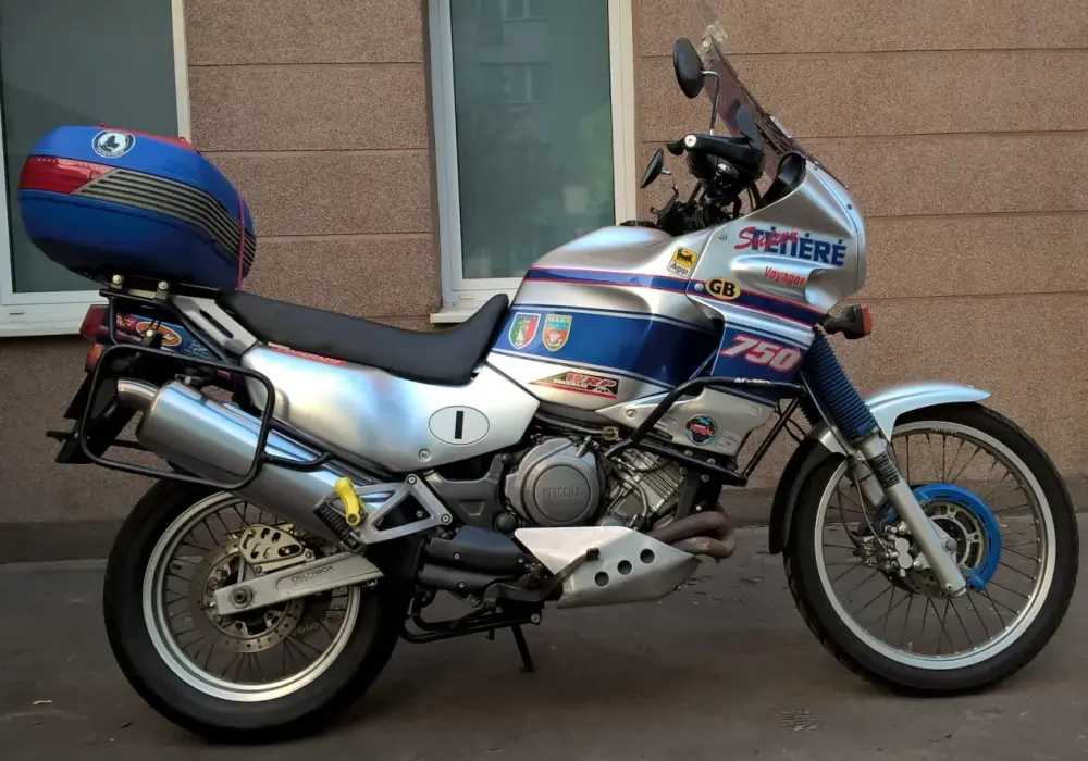 Yamaha XTZ 750 Super Ténéré - Dane, osiągi, zakup i sens dziś