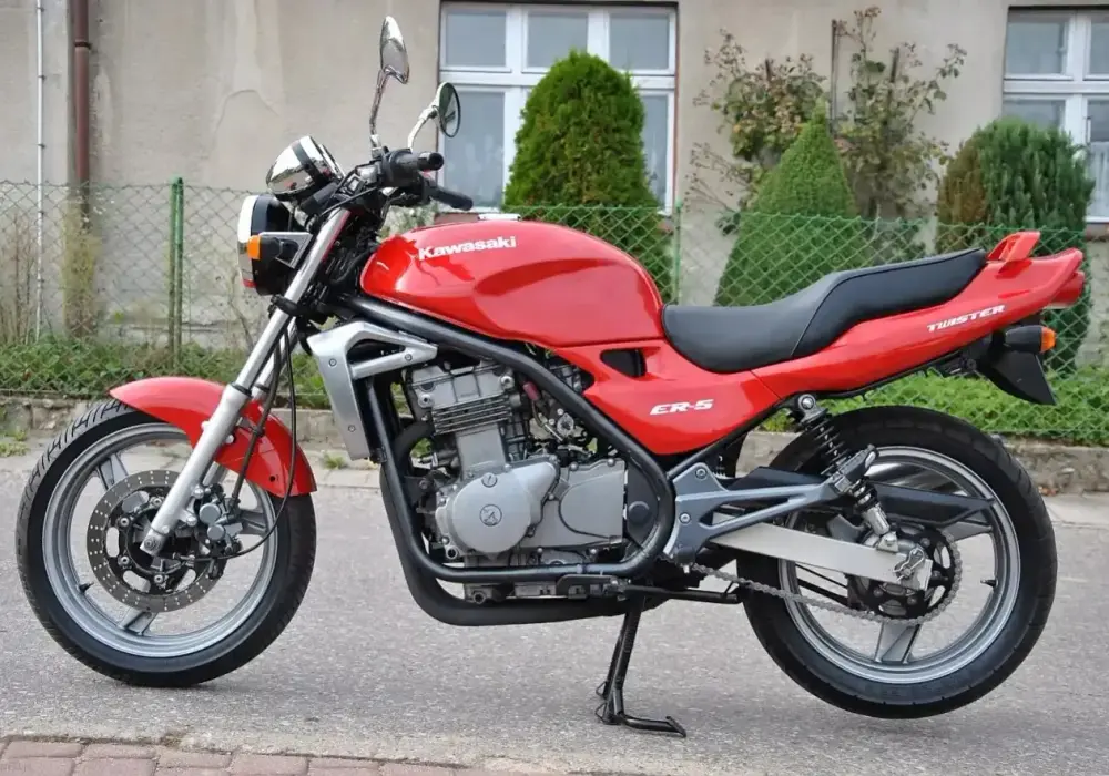 Kawasaki ER-5 - czy to nadal dobry pierwszy motocykl?