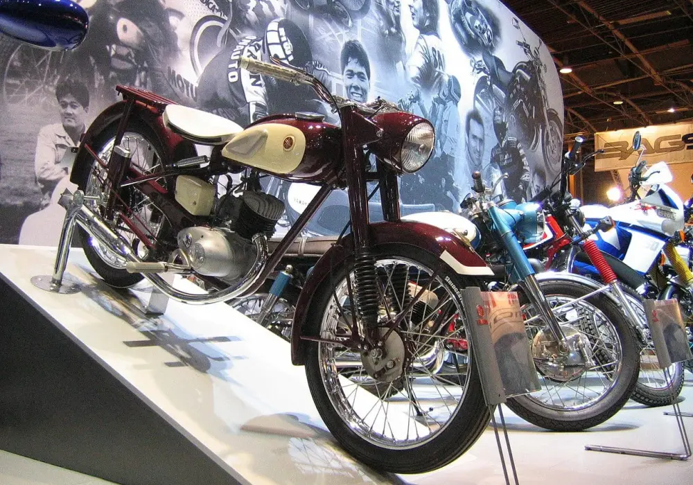 Skąd pochodzi Yamaha? Prawda o produkcji motocykli