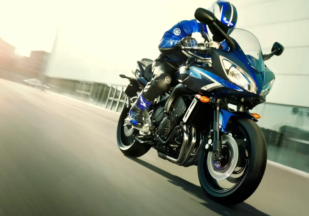Yamaha FZ6 - Ile do setki? Prawda o przyspieszeniu!
