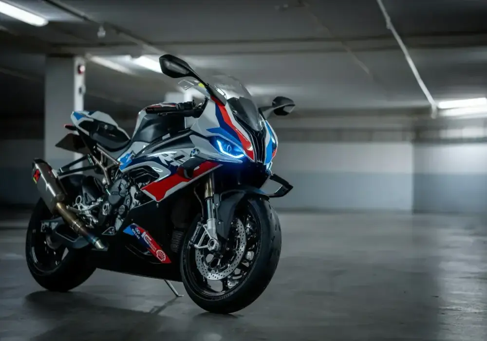 BMW XR - F 900, S 1000, M 1000 - Który wybrać?