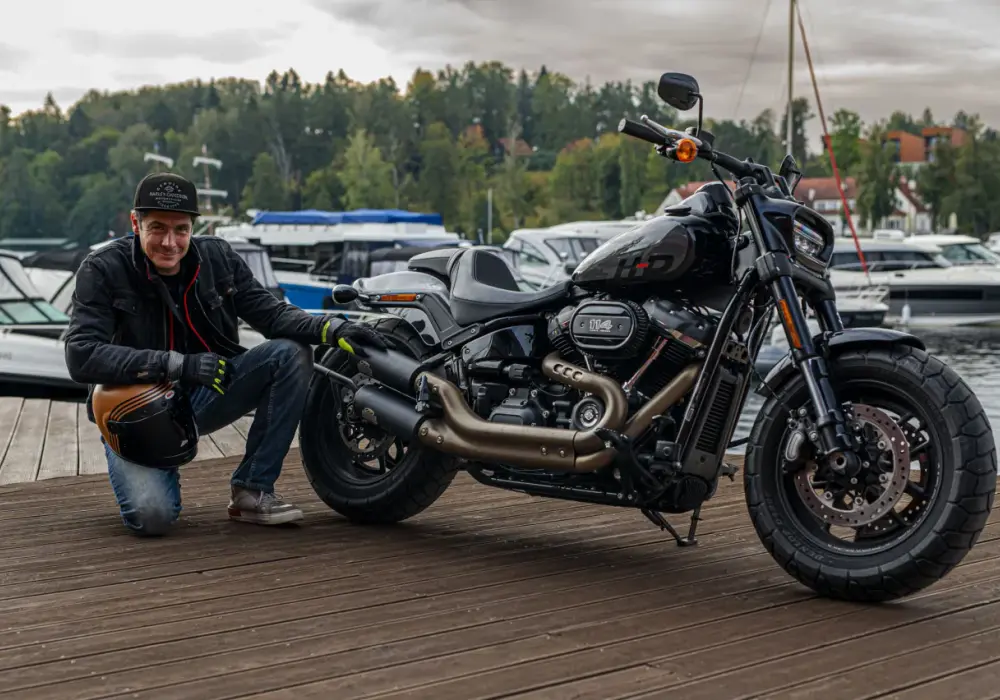 Harley-Davidson Dyna - Dlaczego wciąż ma fanów? Poradnik kupującego