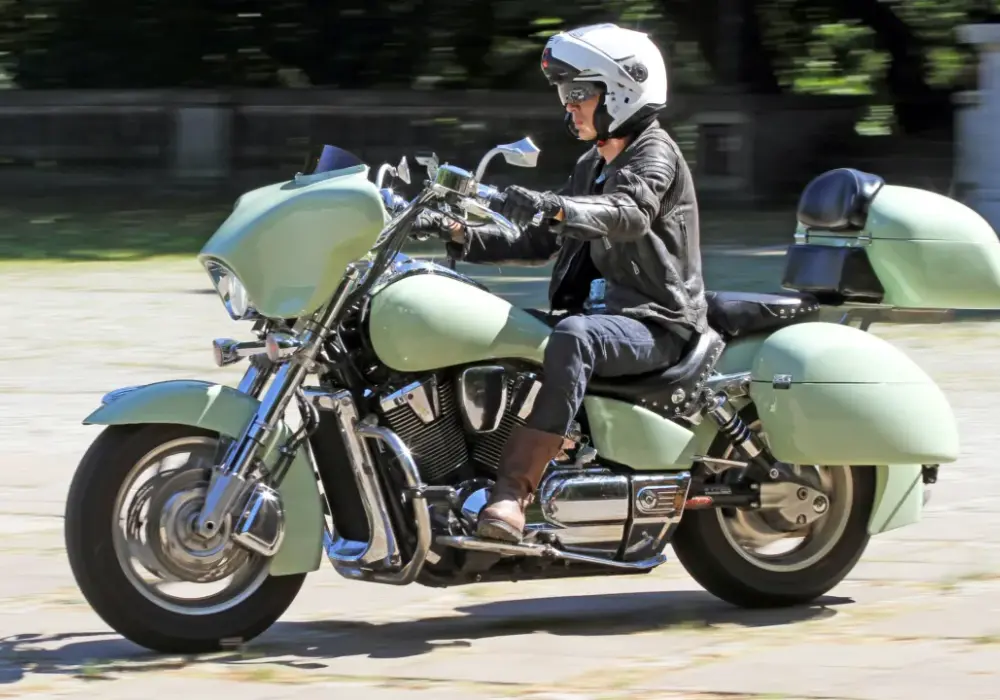 Honda VTX 1800 - Specyfikacja i czy warto kupić?