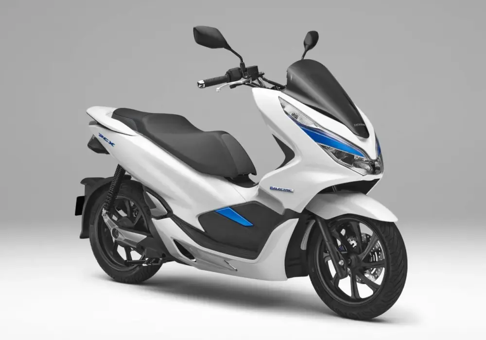Czy motorowerem można jeździć po ścieżce rowerowej? Sprawdź przepisy!