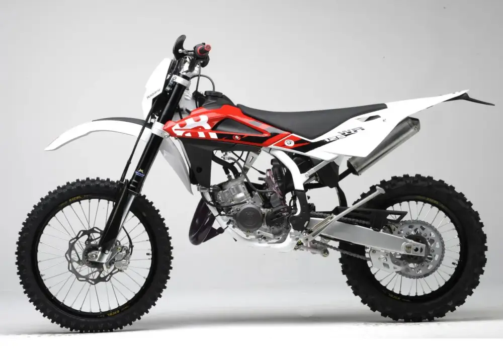 Husqvarna 125 Enduro: wszystko, co musisz wiedzieć przed zakupem i eksploatacją