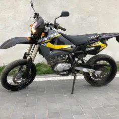 Husqvarna 125 4T - pełna specyfikacja i porównanie z innymi modelami