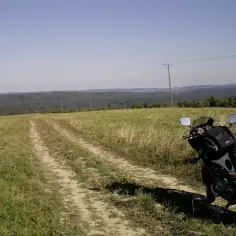 Najlepsze trasy motocyklowe Podkarpacia: atrakcje, porady i nieznane szlaki