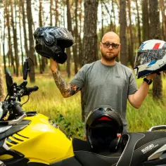 Jakiej firmy kask motocyklowy wybrać, aby zapewnić sobie bezpieczeństwo?