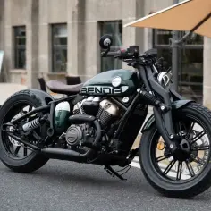 Zielony chopper Benda z brązowym siedzeniem. Czy to ten chopper jest najmniej awaryjny?