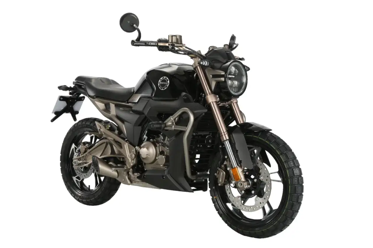 Czarny motocykl Zontes 125 z brązowymi akcentami, idealny dla szukających najlepszych motocykli 125.