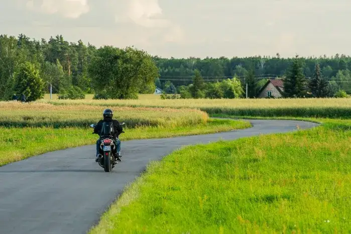 Zdjęcie Najlepsze trasy motocyklowe Podkarpacia: atrakcje, porady i nieznane szlaki