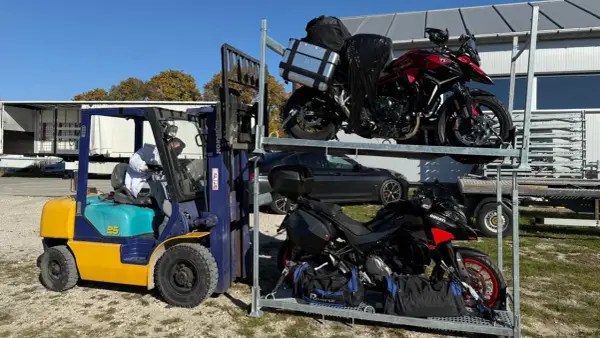 Przewóz motocykla - Ile kosztuje i jak nie przepłacić?