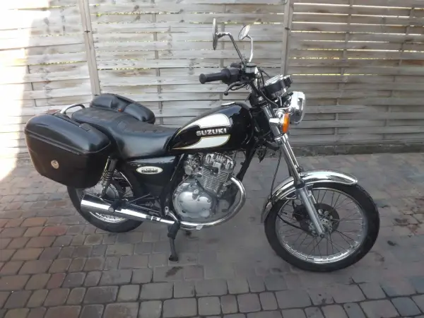 Suzuki GN125 - czy nadal warto go kupić?