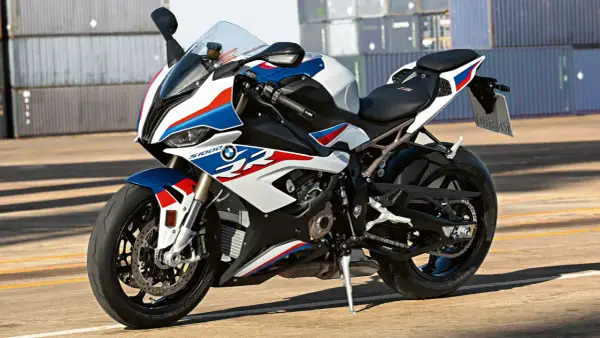 BMW S1000RR cena - Ile kosztuje i na co uważać?