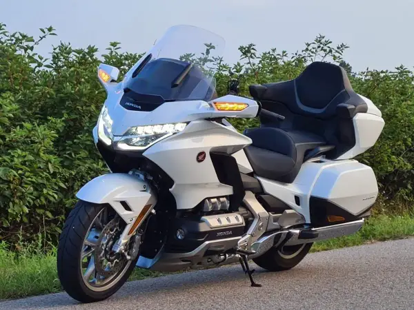 Honda Gold Wing 1800 - Wady, koszty, na co uważać przed zakupem?