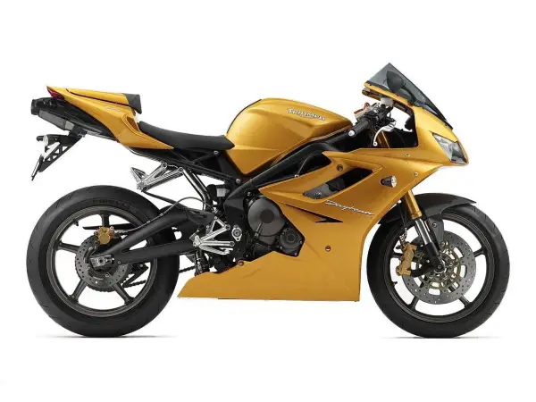 Triumph Daytona 675 - Czy to supersport dla Ciebie?