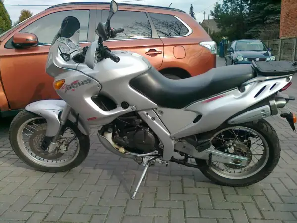 Aprilia Pegaso - Czy to lekkie enduro ma sens? Poradnik kupującego